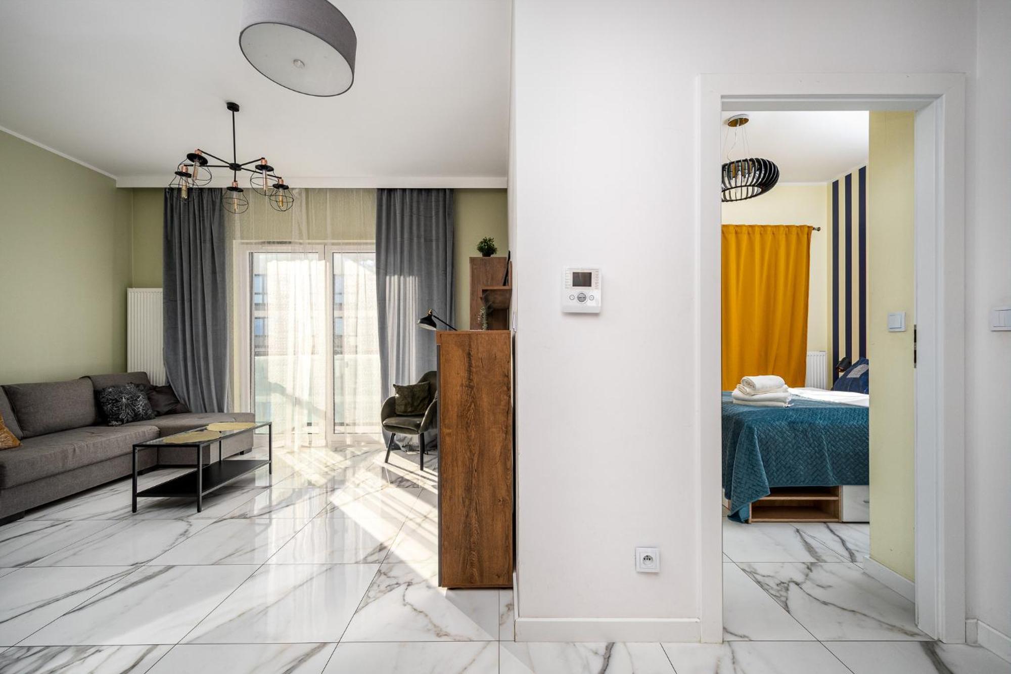 Prymasa Tysiaclecia 83A Separate Bedroom Free Garage By Perfect Apart 634 Варшава Екстериор снимка
